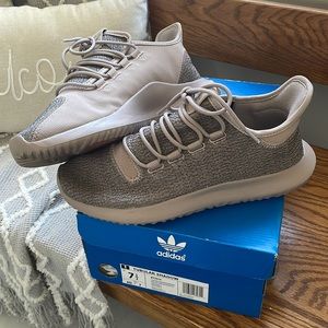 Tuber shadow adidas shoes